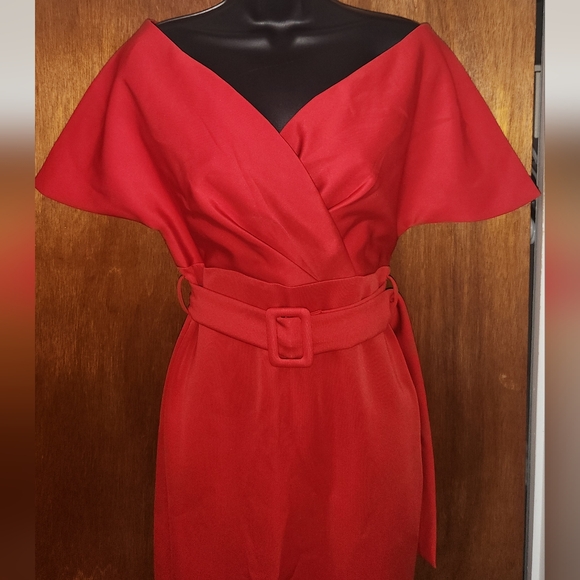 Red off the shoulder midi dress.sz M - Picture 3 of 4